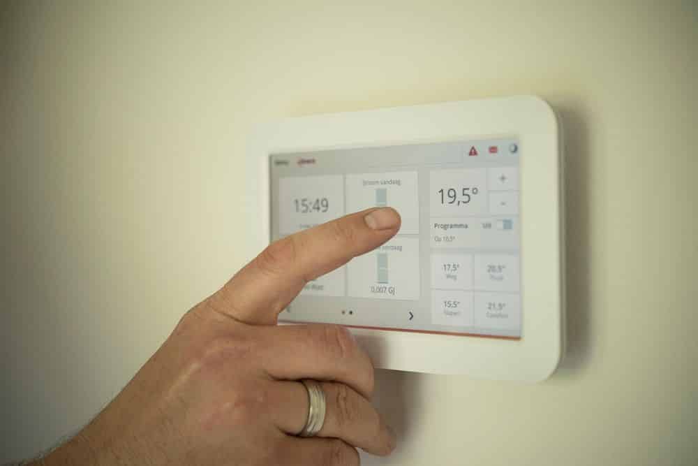 Thermostat Installation image